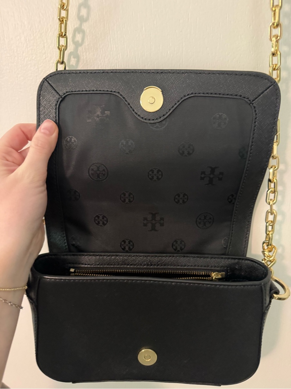 Tory Burch Black Saffiano Leather Crossbody with Gold Chain - Picture 5 of 6